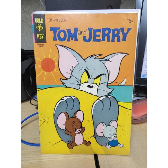 Tom and Jerry #252 (August 1970) Gold Key Cartoon Comic - Mid/High Grade - Picture 1 of 6